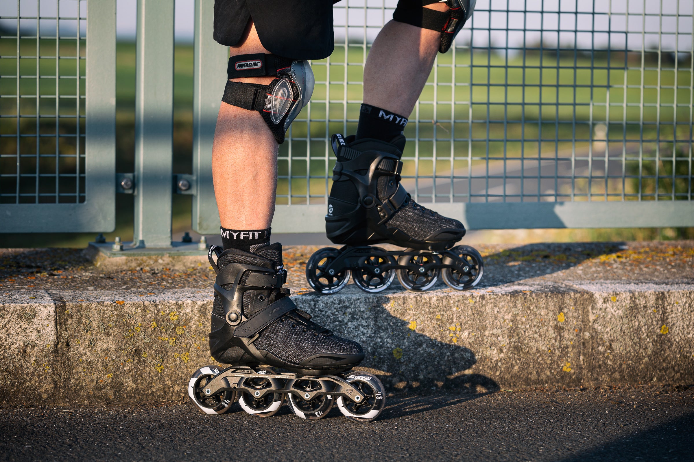 Phuzion Herren Inline Skates Xenon Black 90